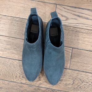 Dolce Vita Gray Suede Pull-on Bootie Size 7
